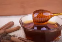 медът