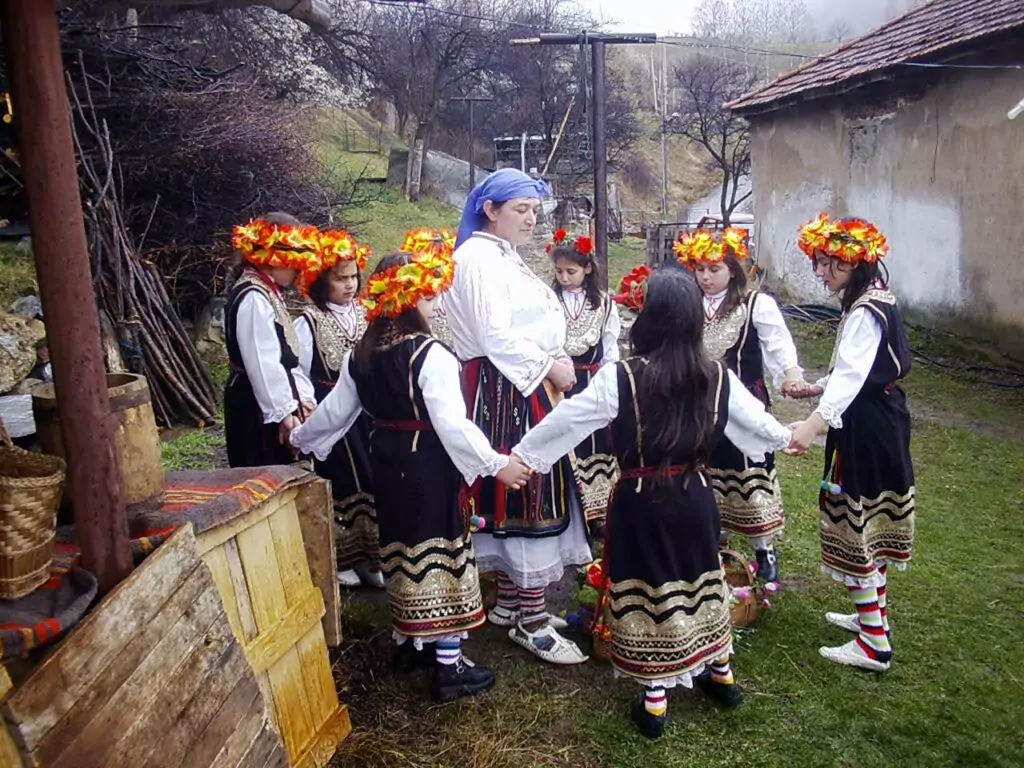 Лазарско хоро Лазарско хоро